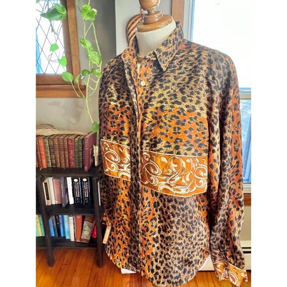 Vintage 1980’s Leopard Print Blouse Button Up - Picture 2 of 9